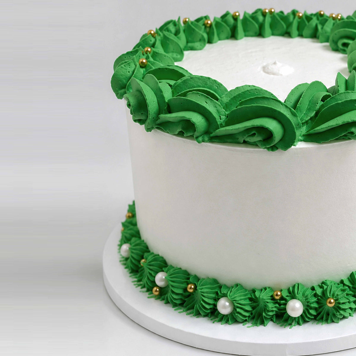 Engule y’Emikunjo cake